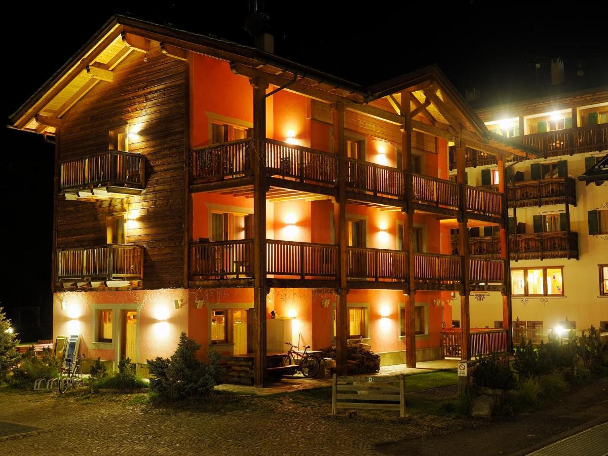 Bio Hotel Villa Cecilia Livigno Buitenkant foto